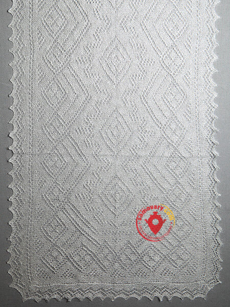 Оренбургский пуховый ажурный палантин серый, арт. A 12040-03